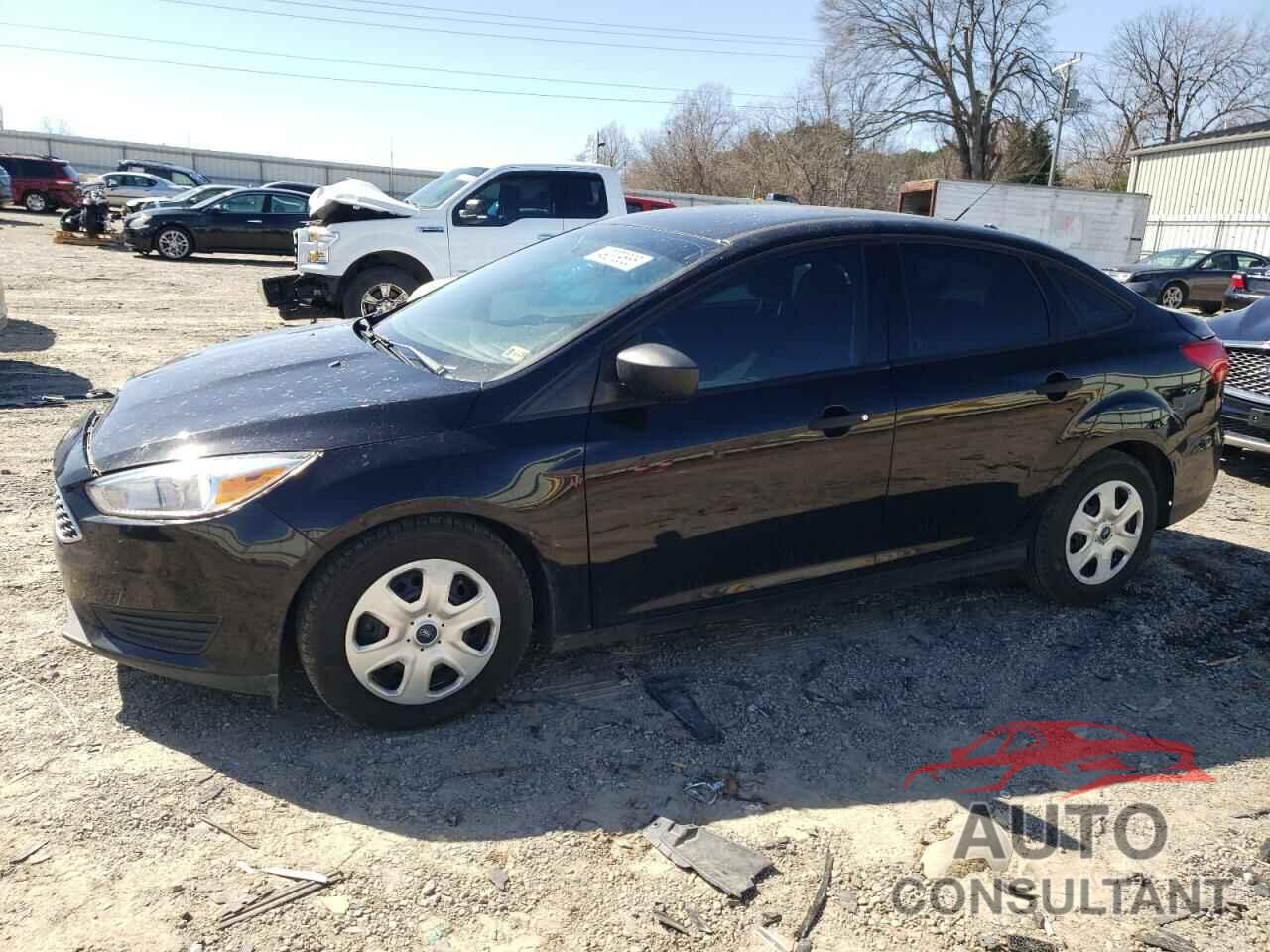 FORD FOCUS 2018 - 1FADP3E28JL256904