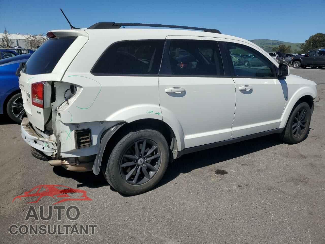 DODGE JOURNEY 2018 - 3C4PDCBB1JT218617