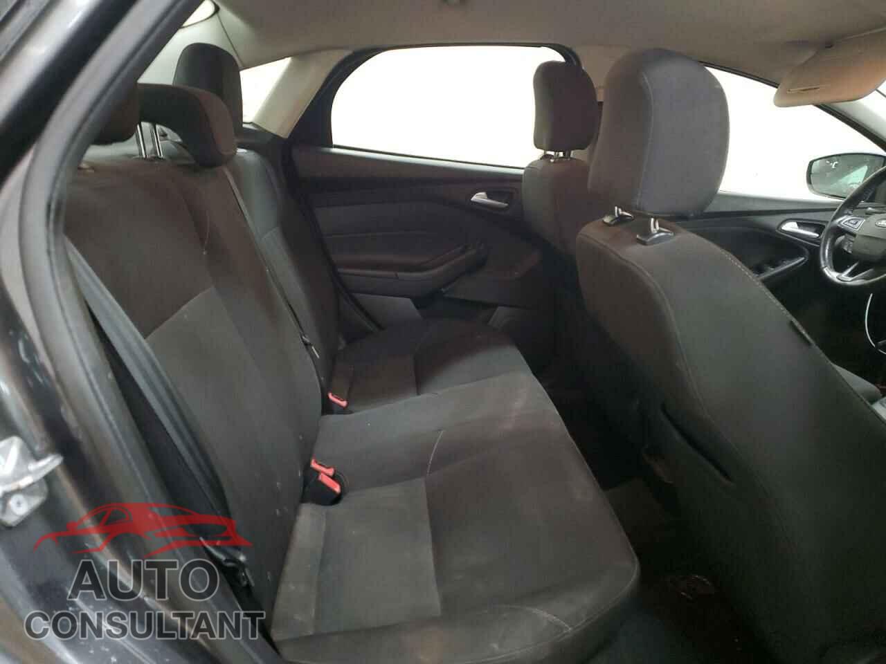 FORD FOCUS 2016 - 1FADP3F2XGL386691