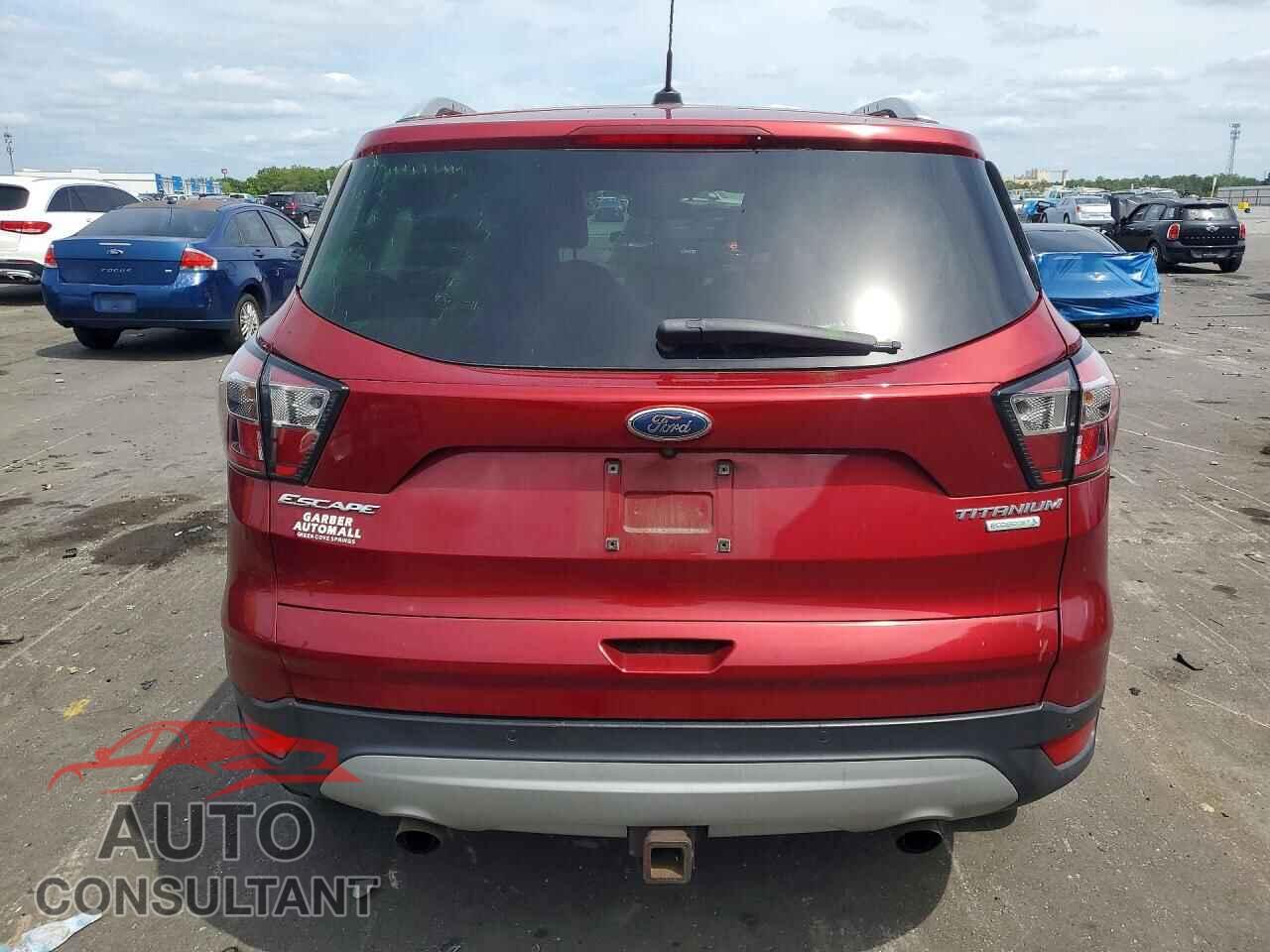 FORD ESCAPE 2017 - 1FMCU0J94HUC73165