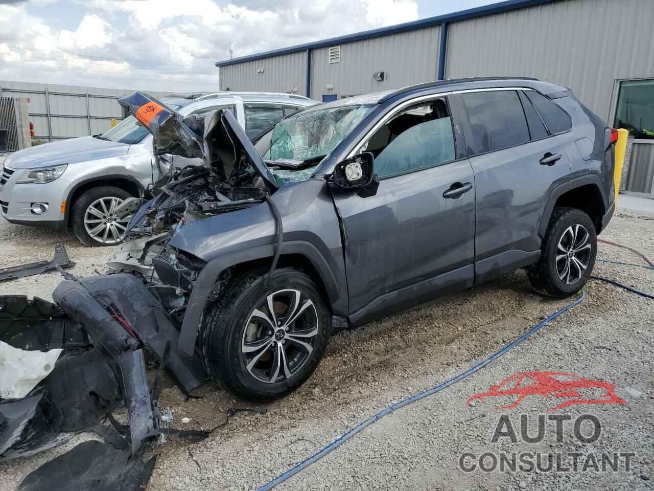 TOYOTA RAV4 2021 - 2T3H1RFV3MC119008