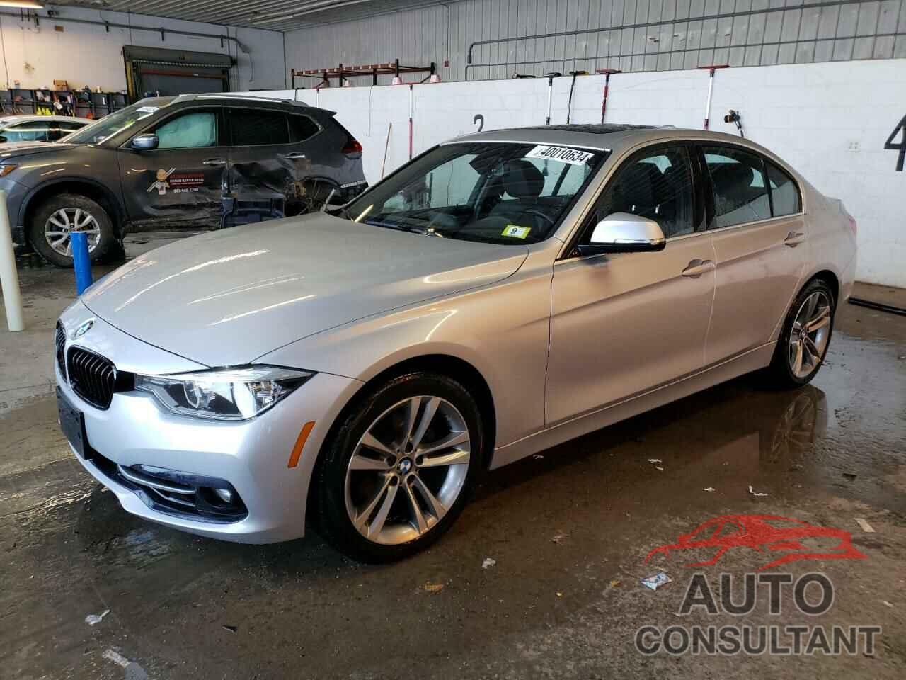 BMW 3 SERIES 2018 - WBA8D9G50JNU72407