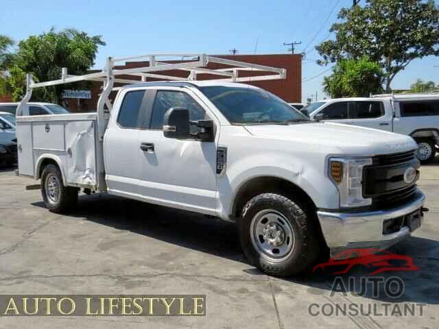 FORD F350 2019 - 1FT8X3A69KEF96735