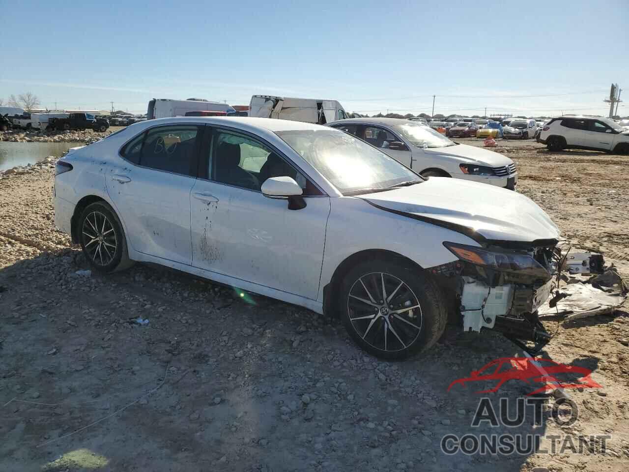 TOYOTA CAMRY 2023 - 4T1G11AK5PU822583