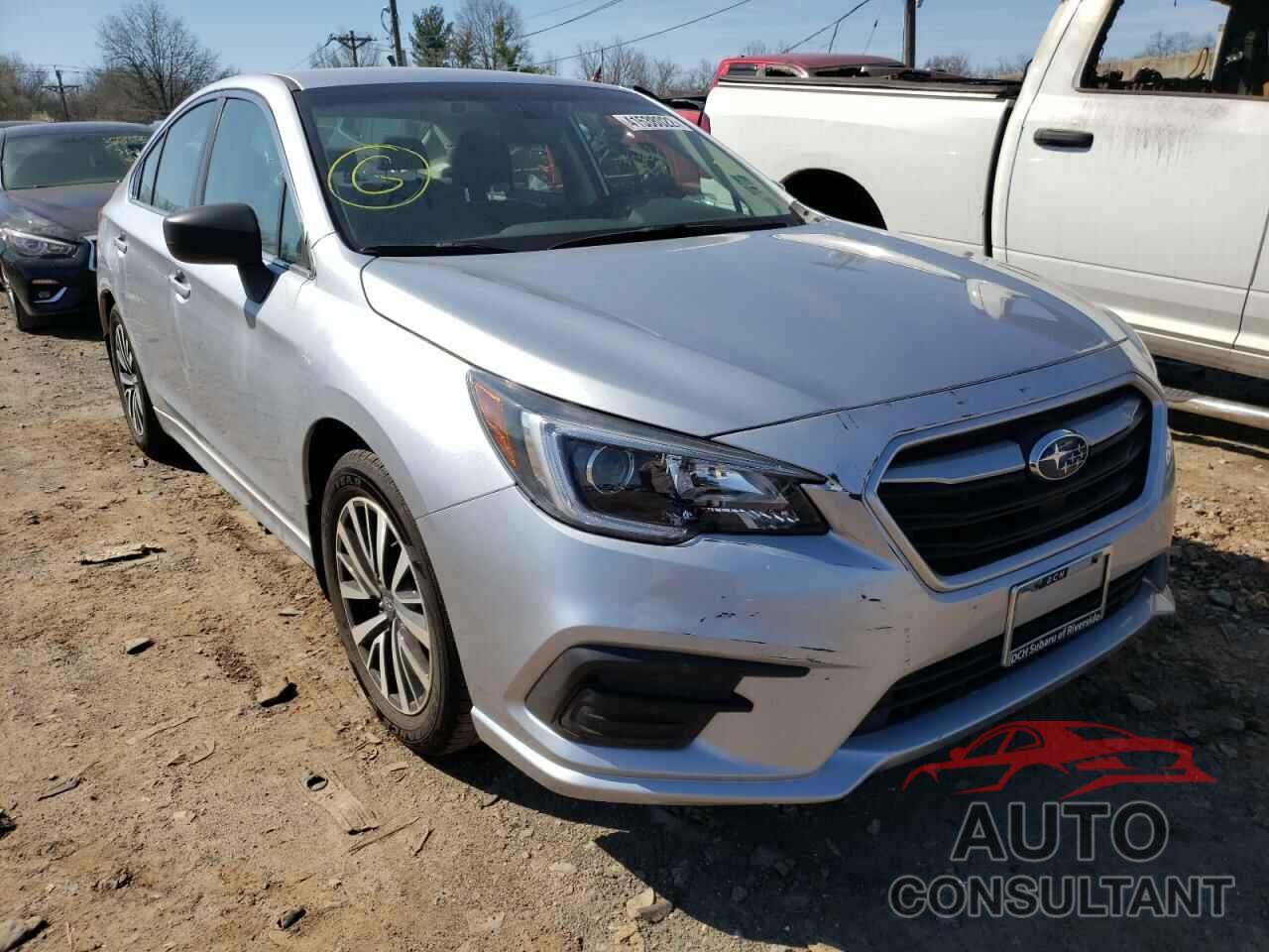 SUBARU LEGACY 2019 - 4S3BNAB60K3015987