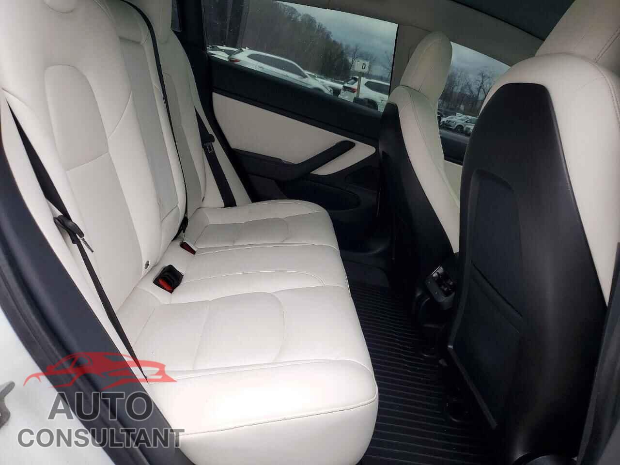 TESLA MODEL 3 2020 - 5YJ3E1EC1LF715057