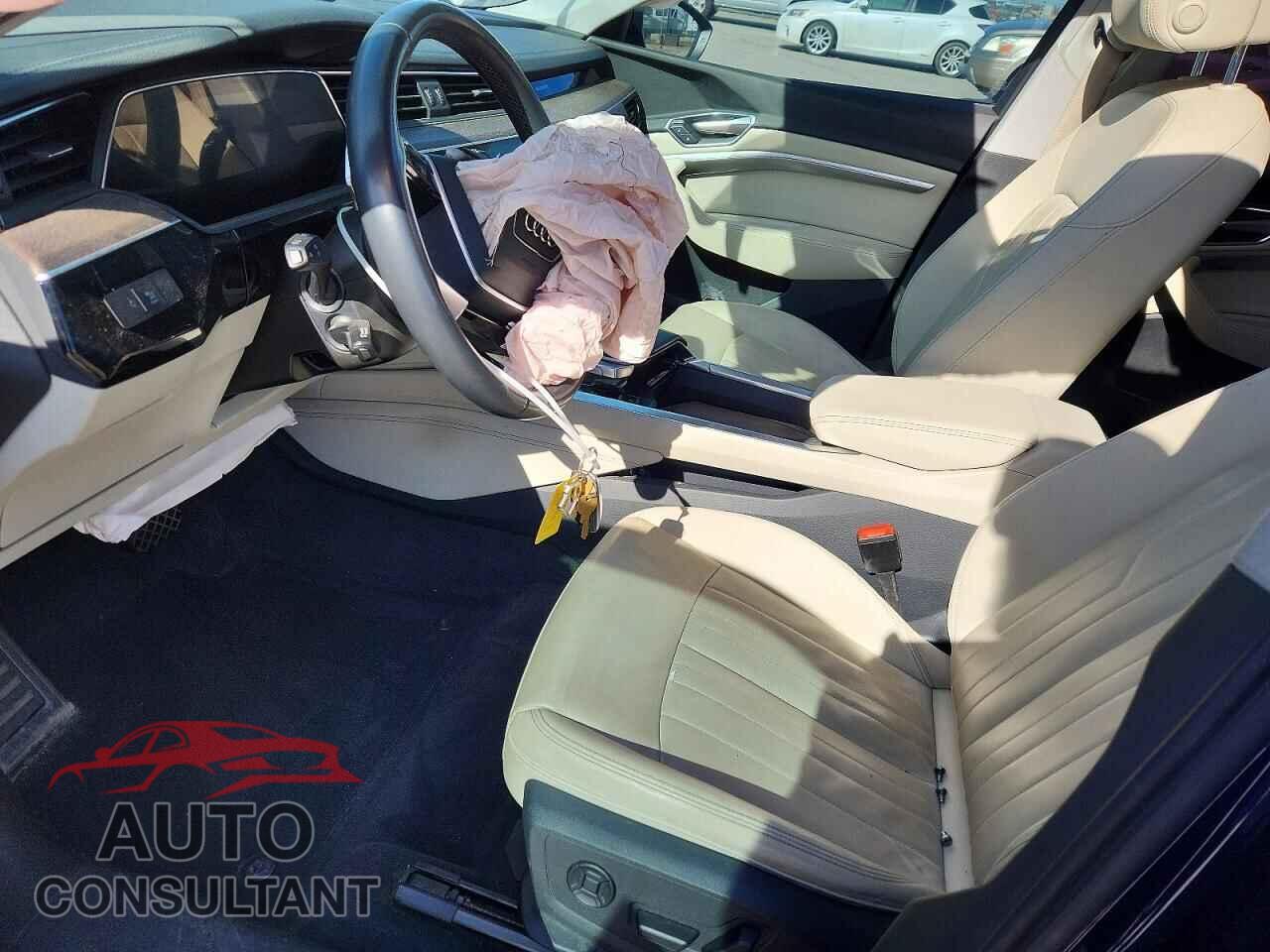 AUDI E-TRON 2021 - WA1AAAGE6MB009282