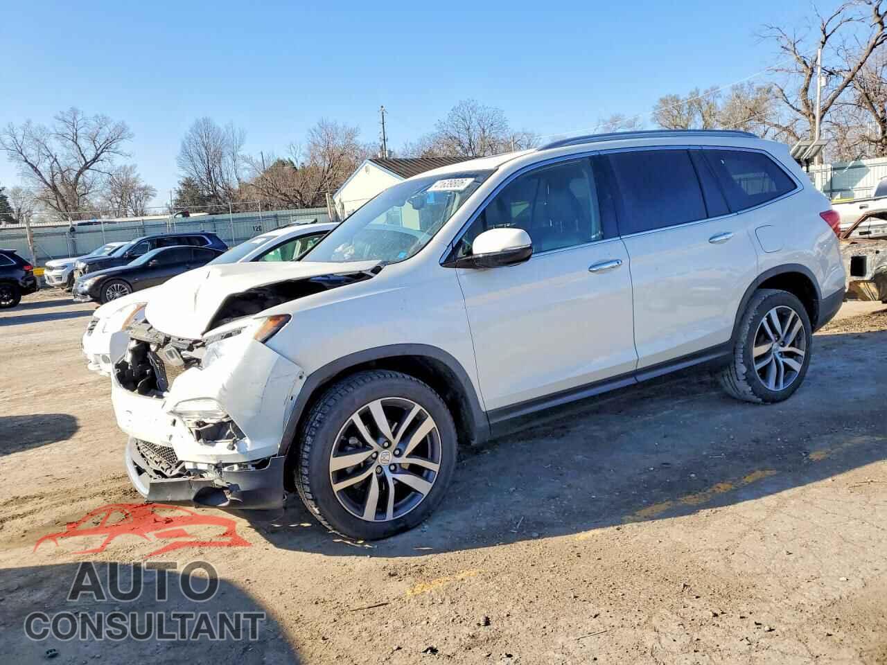 HONDA PILOT 2017 - 5FNYF6H03HB068721