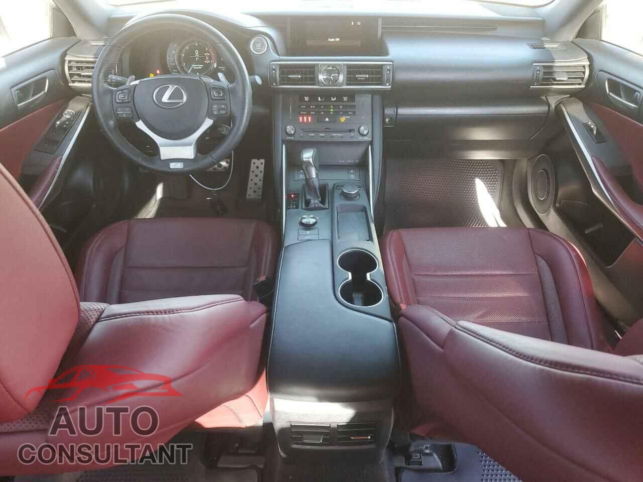 LEXUS IS 2019 - JTHBA1D29K5093841