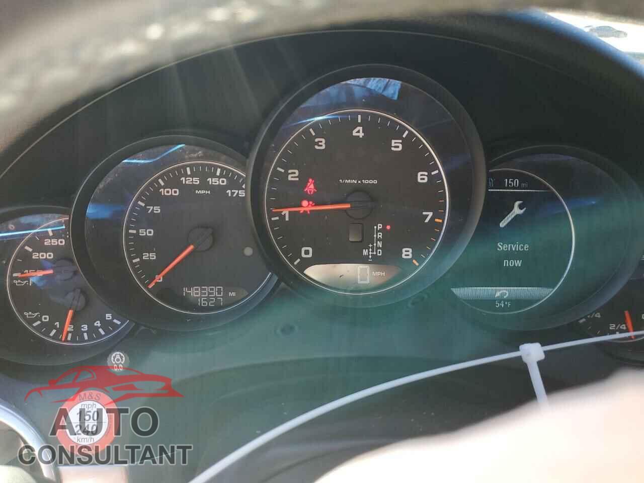 PORSCHE CAYENNE 2018 - WP1AA2A28JKA00815