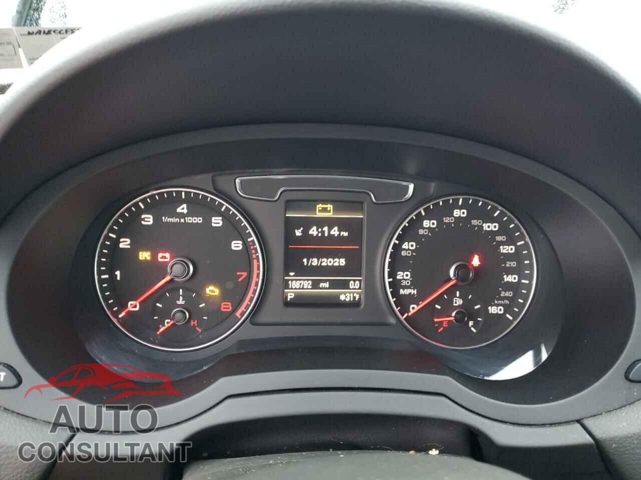 AUDI Q3 2017 - WA1ECCFS7HR009366