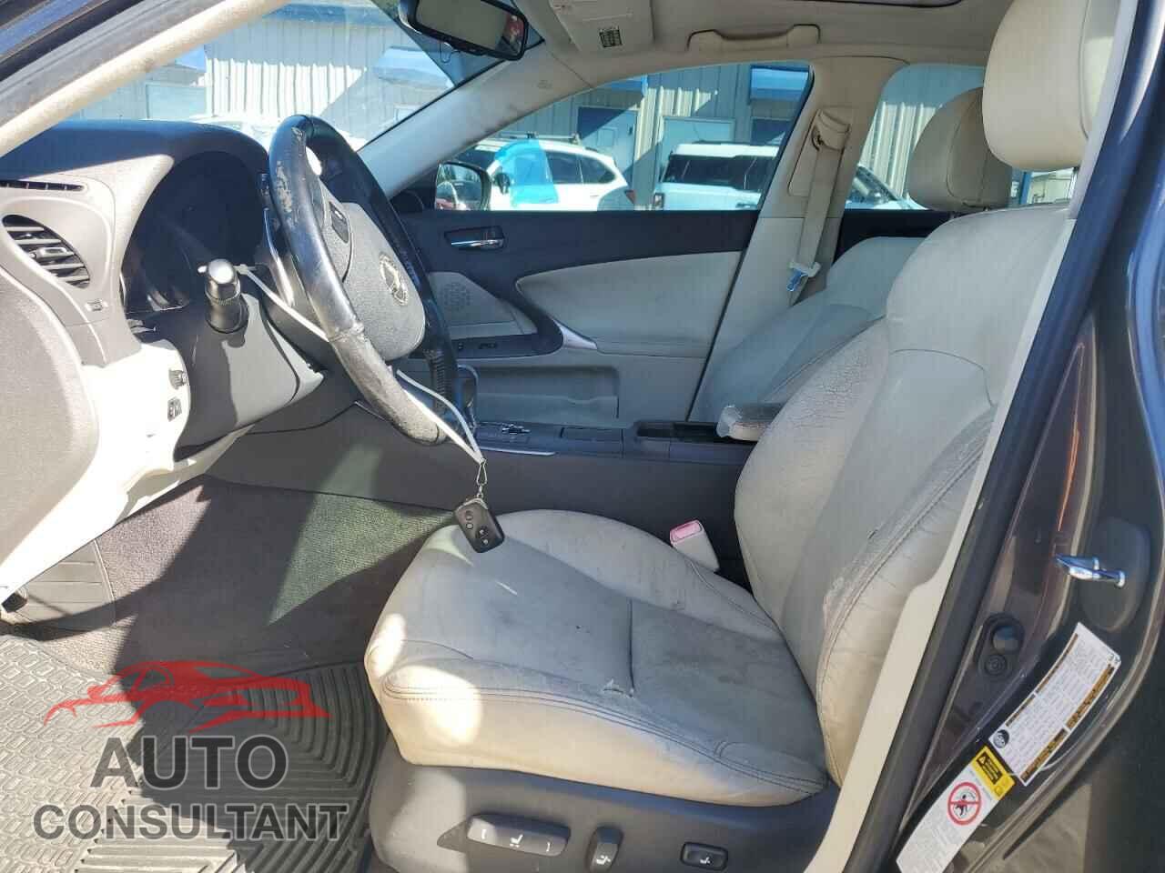 LEXUS IS 2009 - JTHBK262X92090992