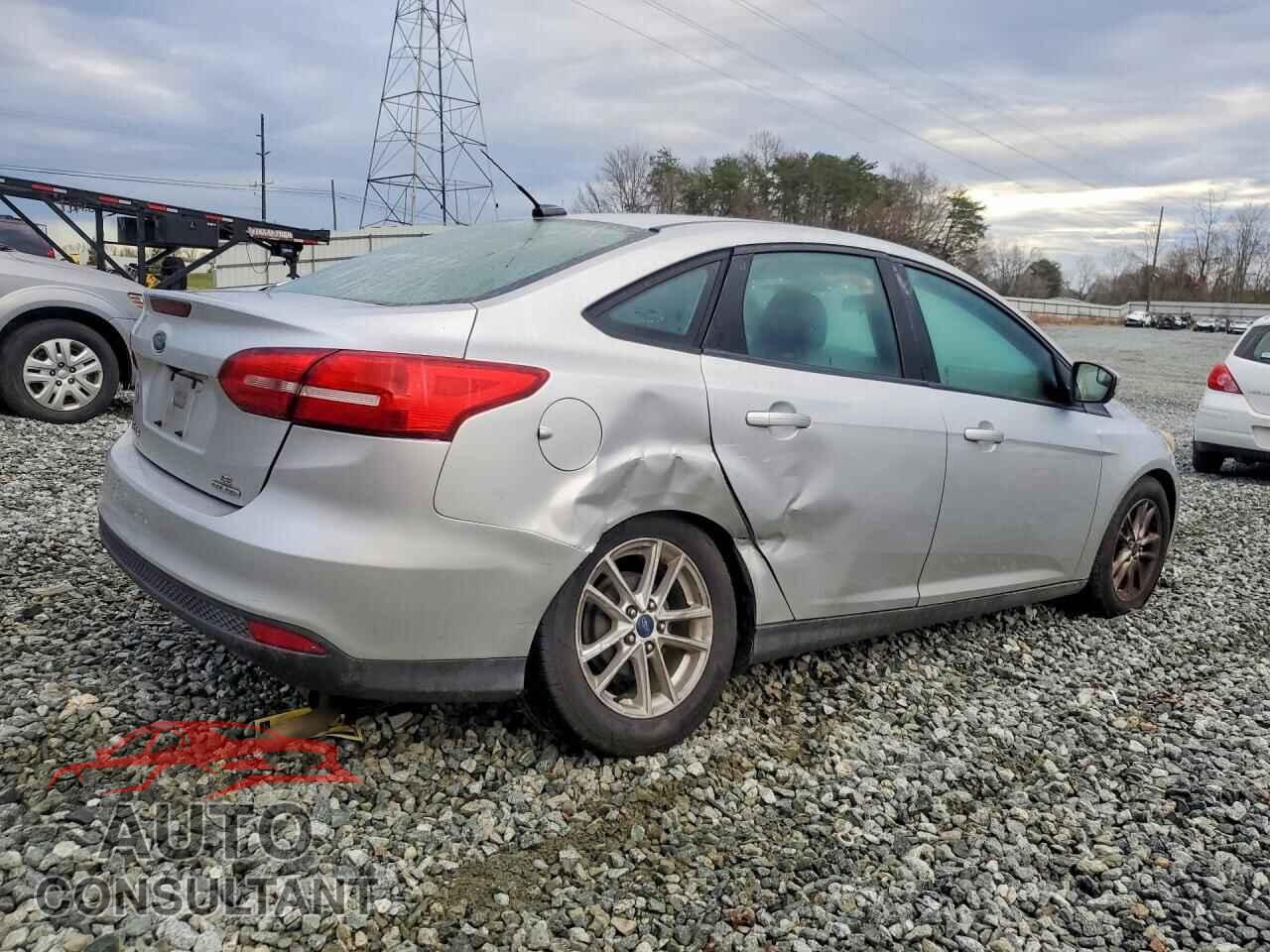 FORD FOCUS 2015 - 1FADP3F2XFL206446