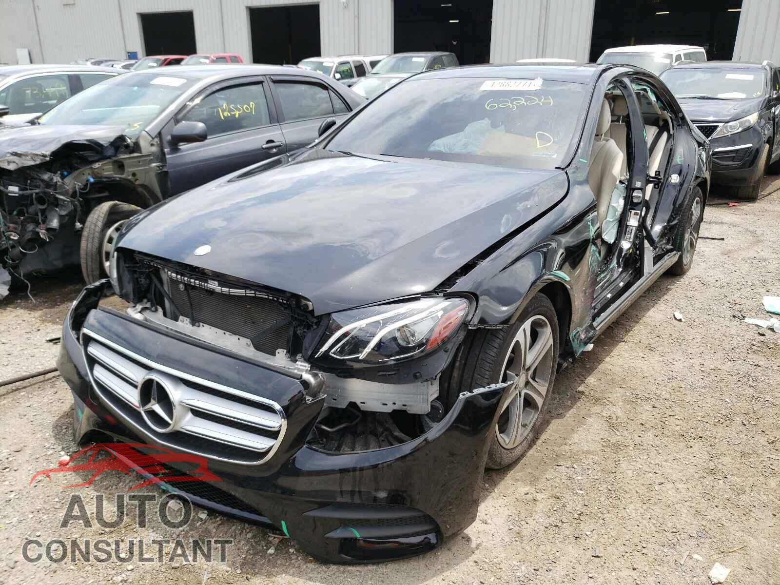 MERCEDES-BENZ E CLASS 2017 - WDDZF4JB2HA082371