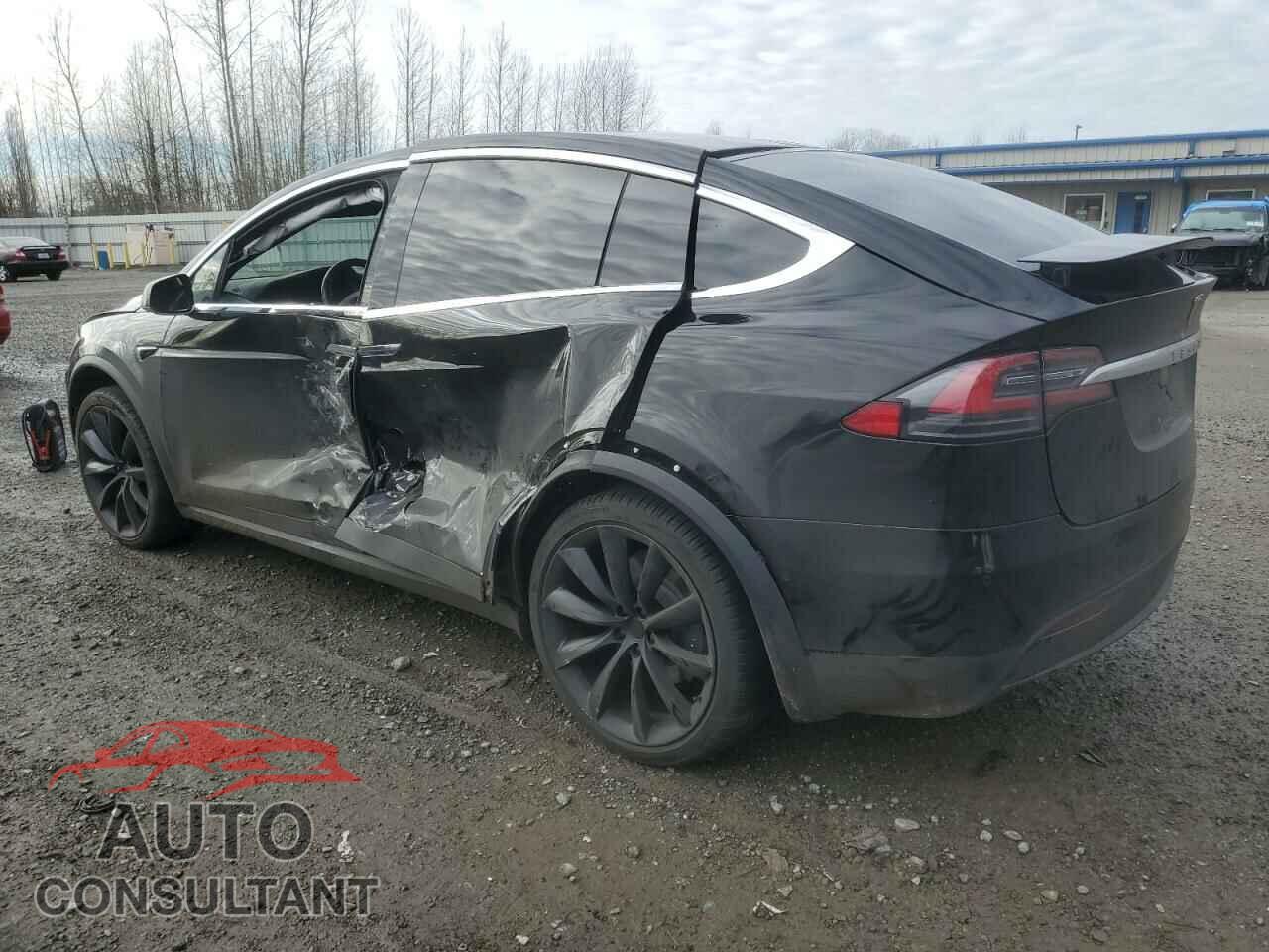 TESLA MODEL X 2021 - 5YJXCBE29MF323028