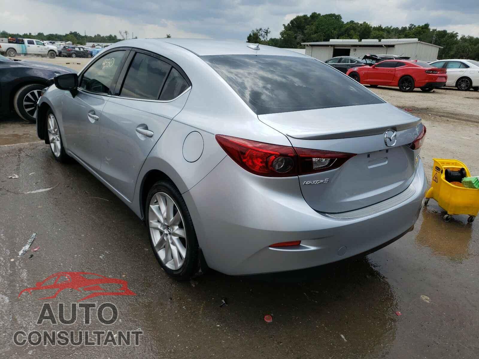 MAZDA 3 2017 - 3MZBN1V79HM135599