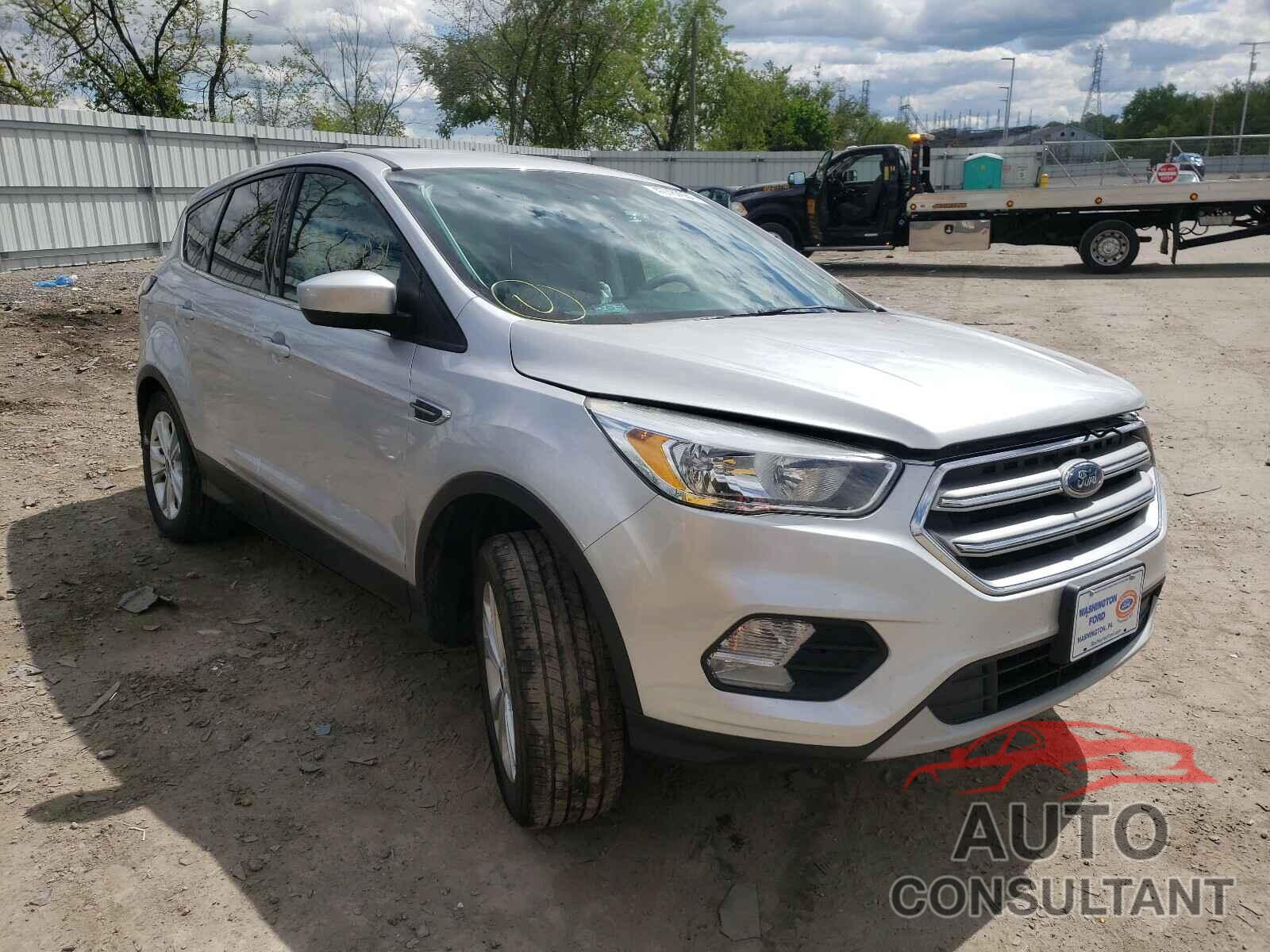 FORD ESCAPE 2017 - 1FMCU9GDXHUB34125