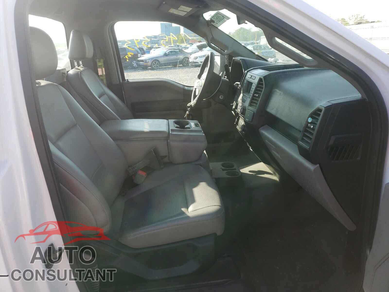 FORD F150 2018 - 1FTMF1CB2JKD73405