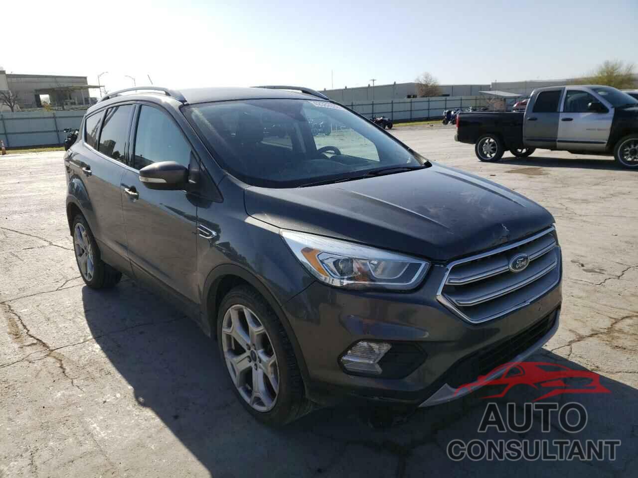 FORD ESCAPE 2017 - 1FMCU0J9XHUA93575