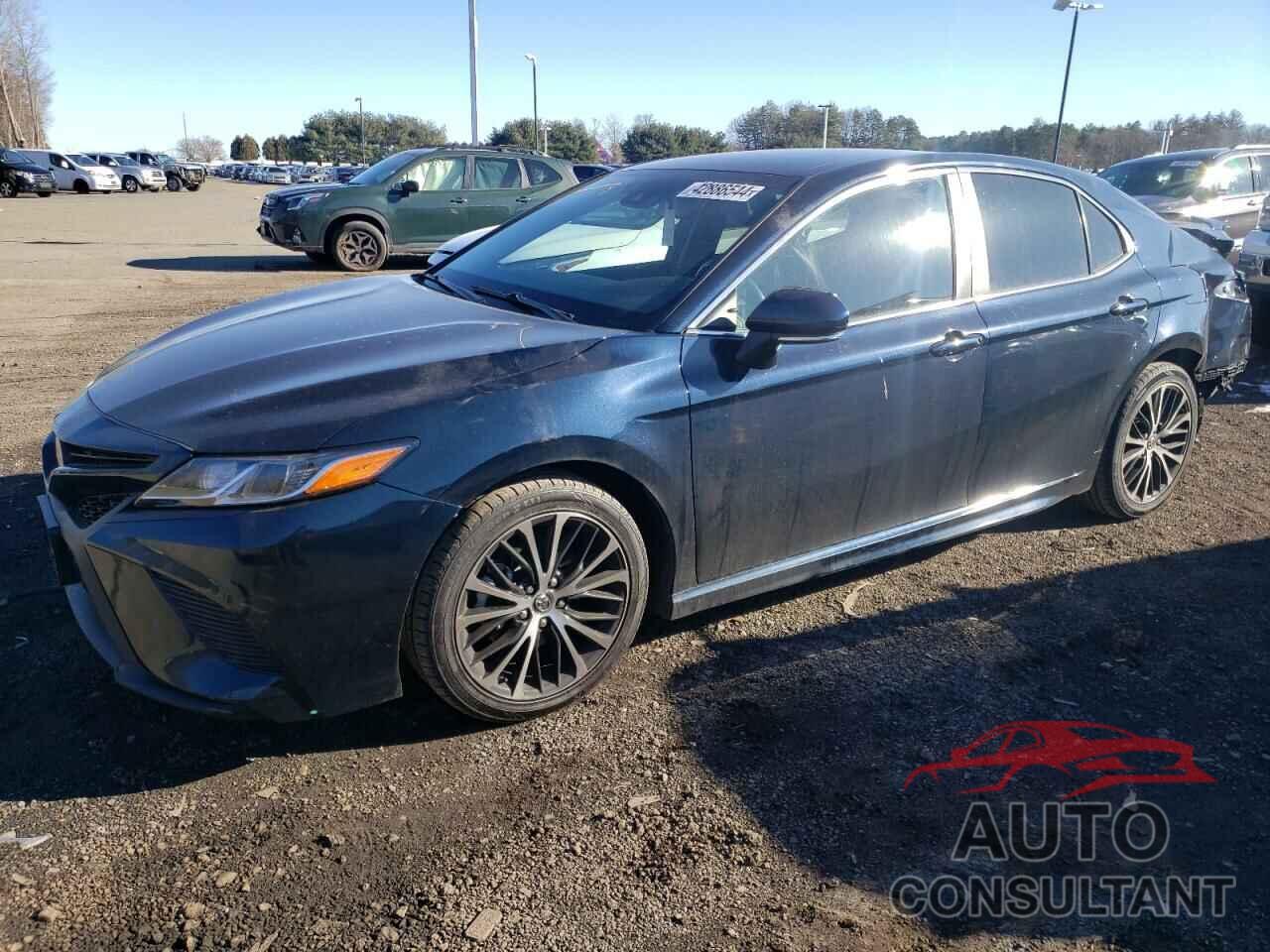 TOYOTA CAMRY 2018 - 4T1B11HK2JU631775