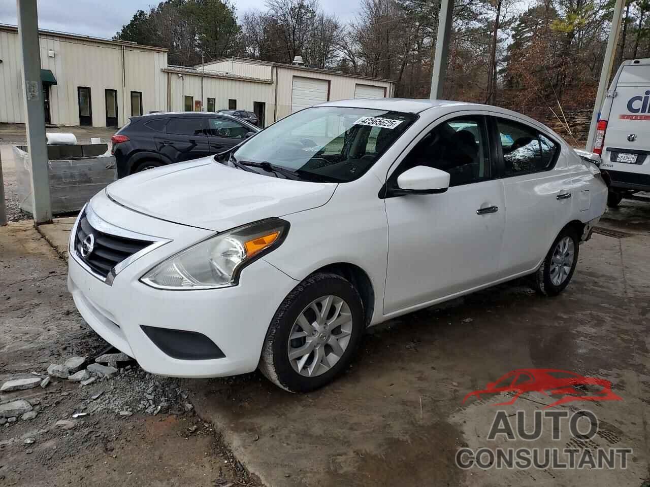 NISSAN VERSA 2017 - 3N1CN7AP5HL851117