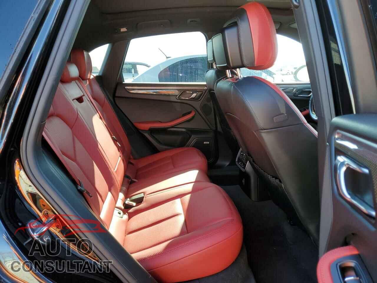 PORSCHE MACAN 2017 - WP1AG2A52HLB55664