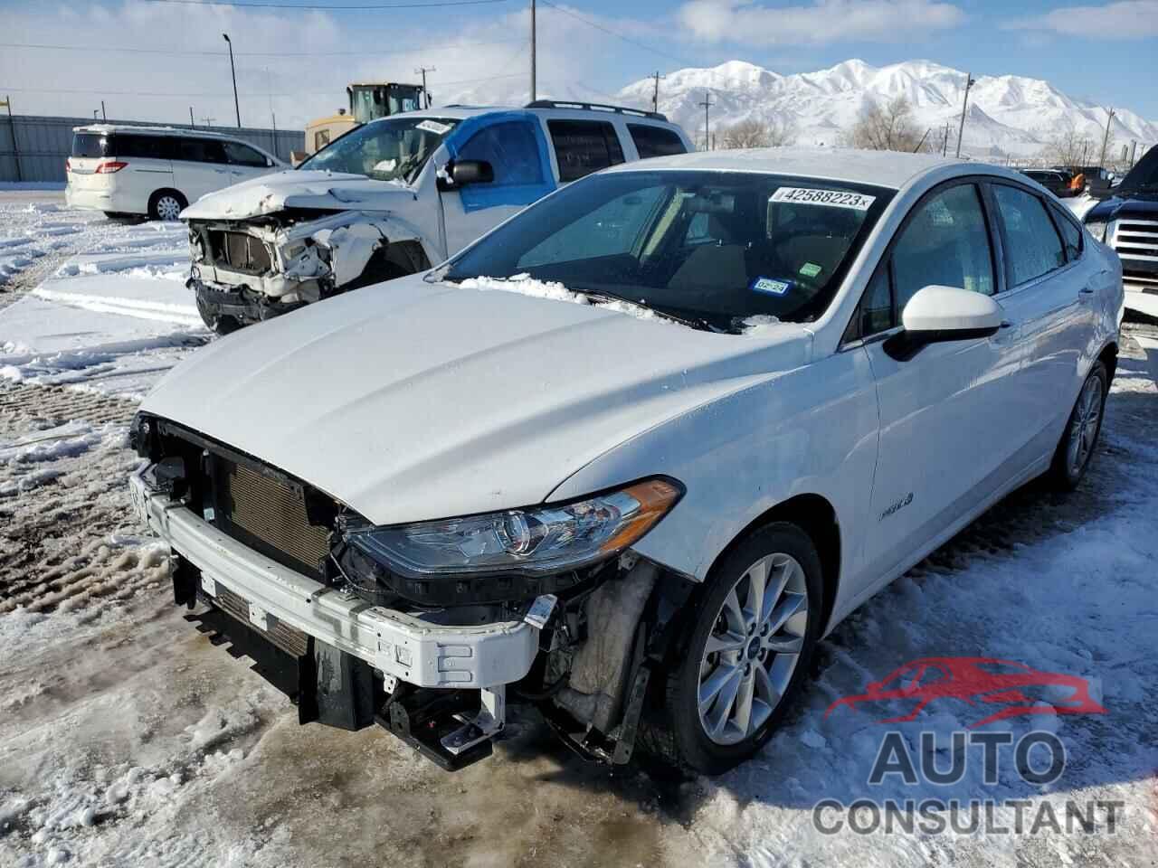 FORD FUSION 2017 - 3FA6P0LU8HR385216