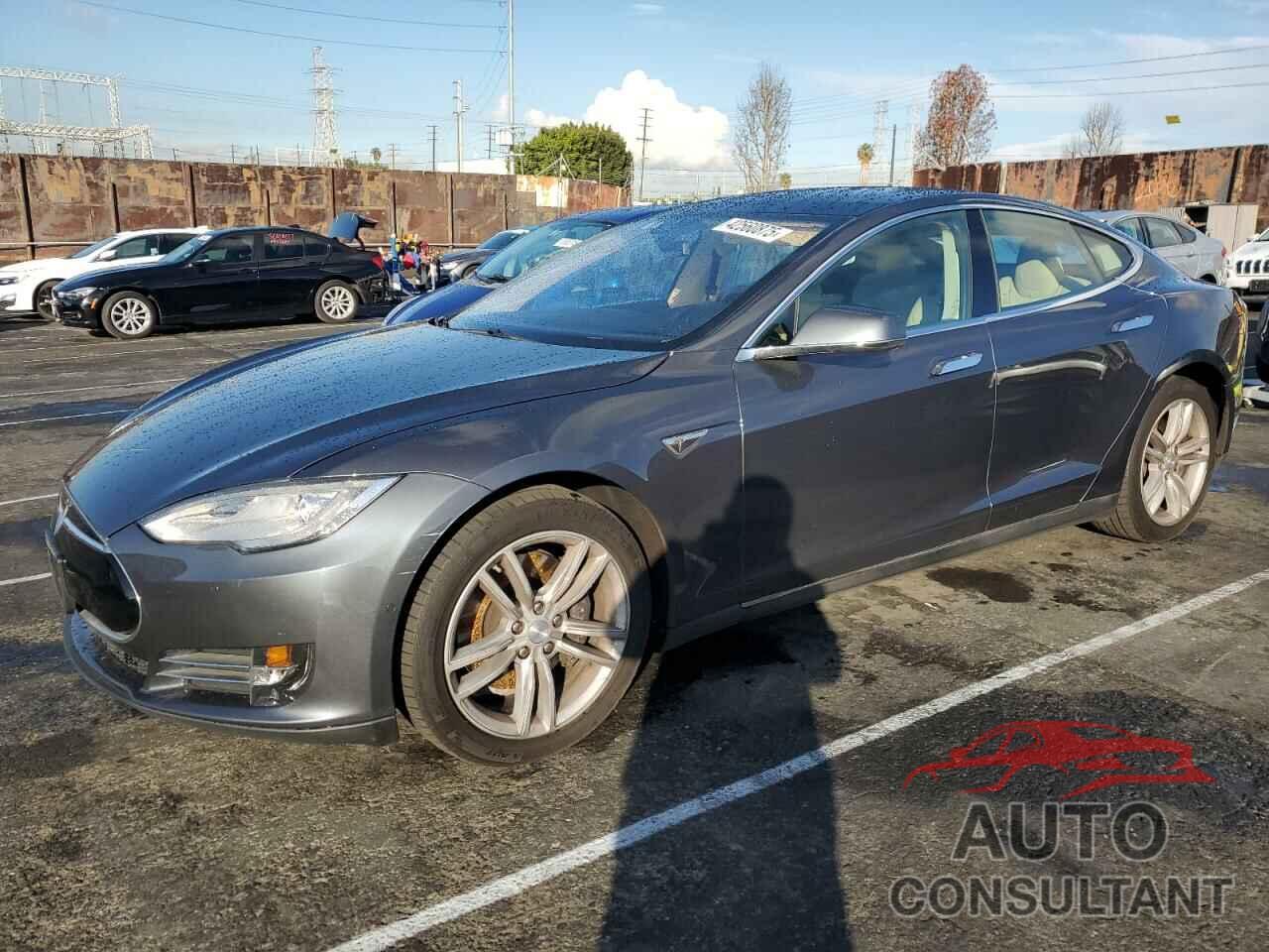 TESLA MODEL S 2015 - 5YJSA1S16FFP71476