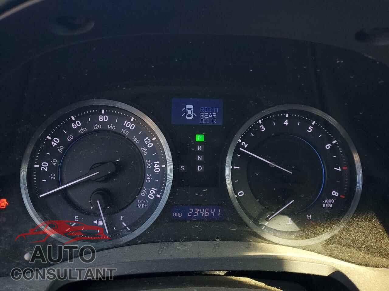 LEXUS IS 2011 - JTHBF5C21B5144016