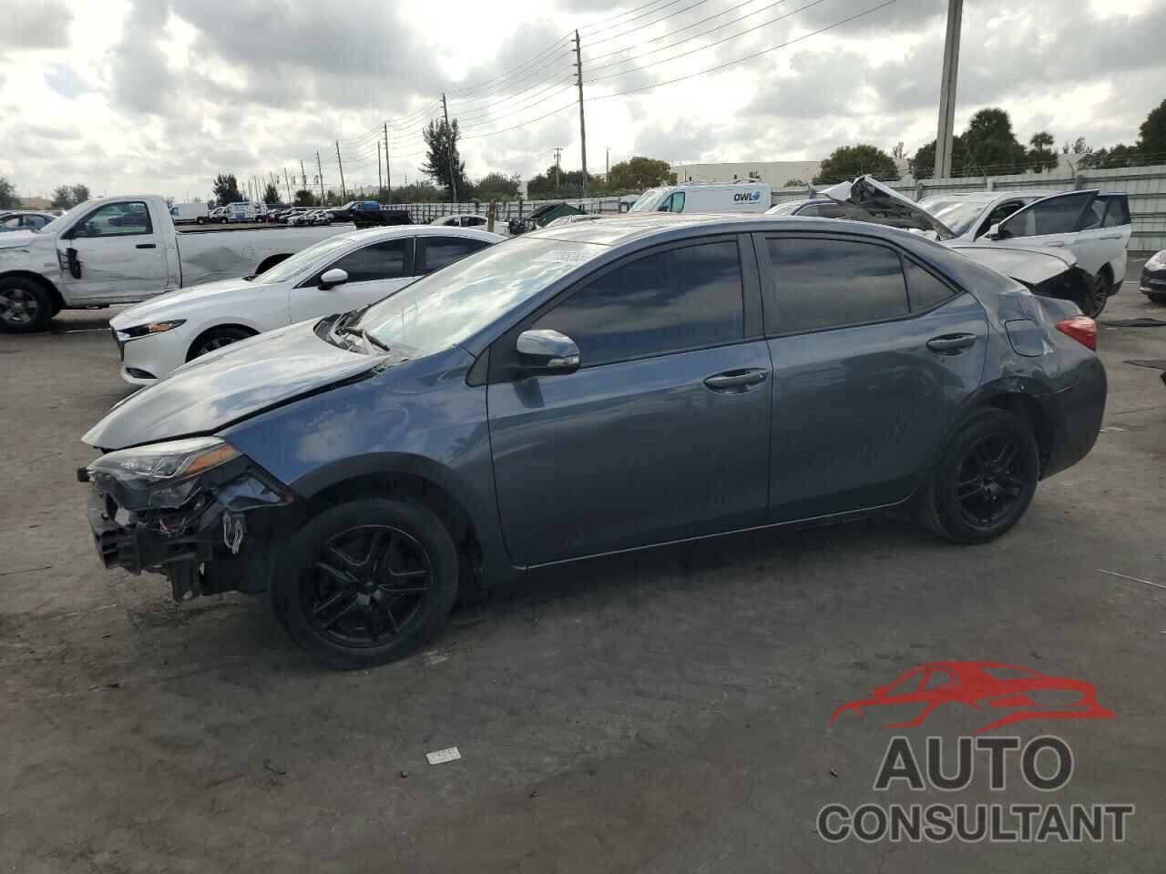 TOYOTA COROLLA 2018 - 2T1BURHE3JC013933