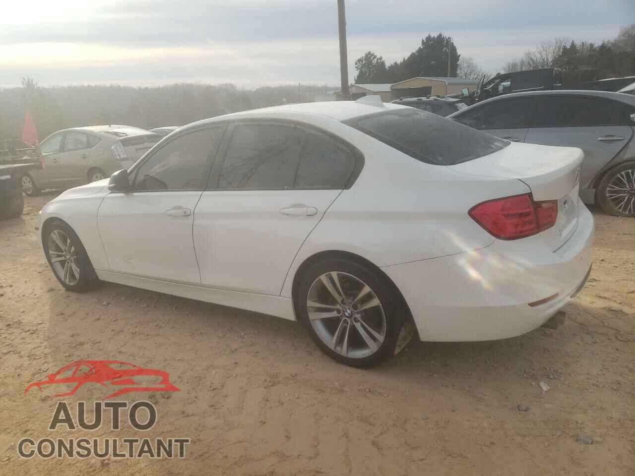 BMW 3 SERIES 2013 - WBA3A5C58DF453104