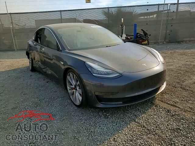 TESLA MODEL 3 2019 - 5YJ3E1EB0KF238370