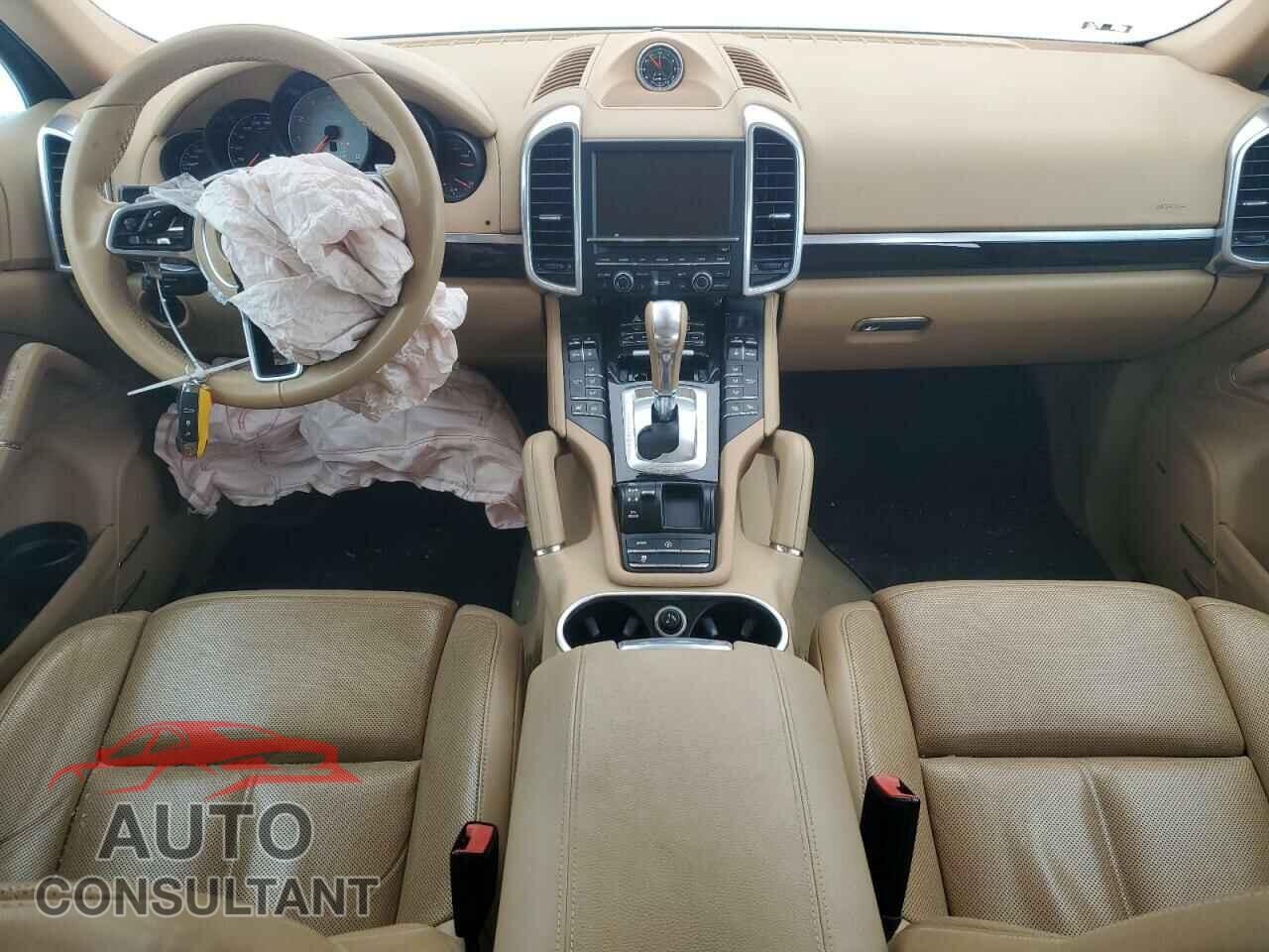 PORSCHE CAYENNE 2015 - WP1AB2A27FLA60776