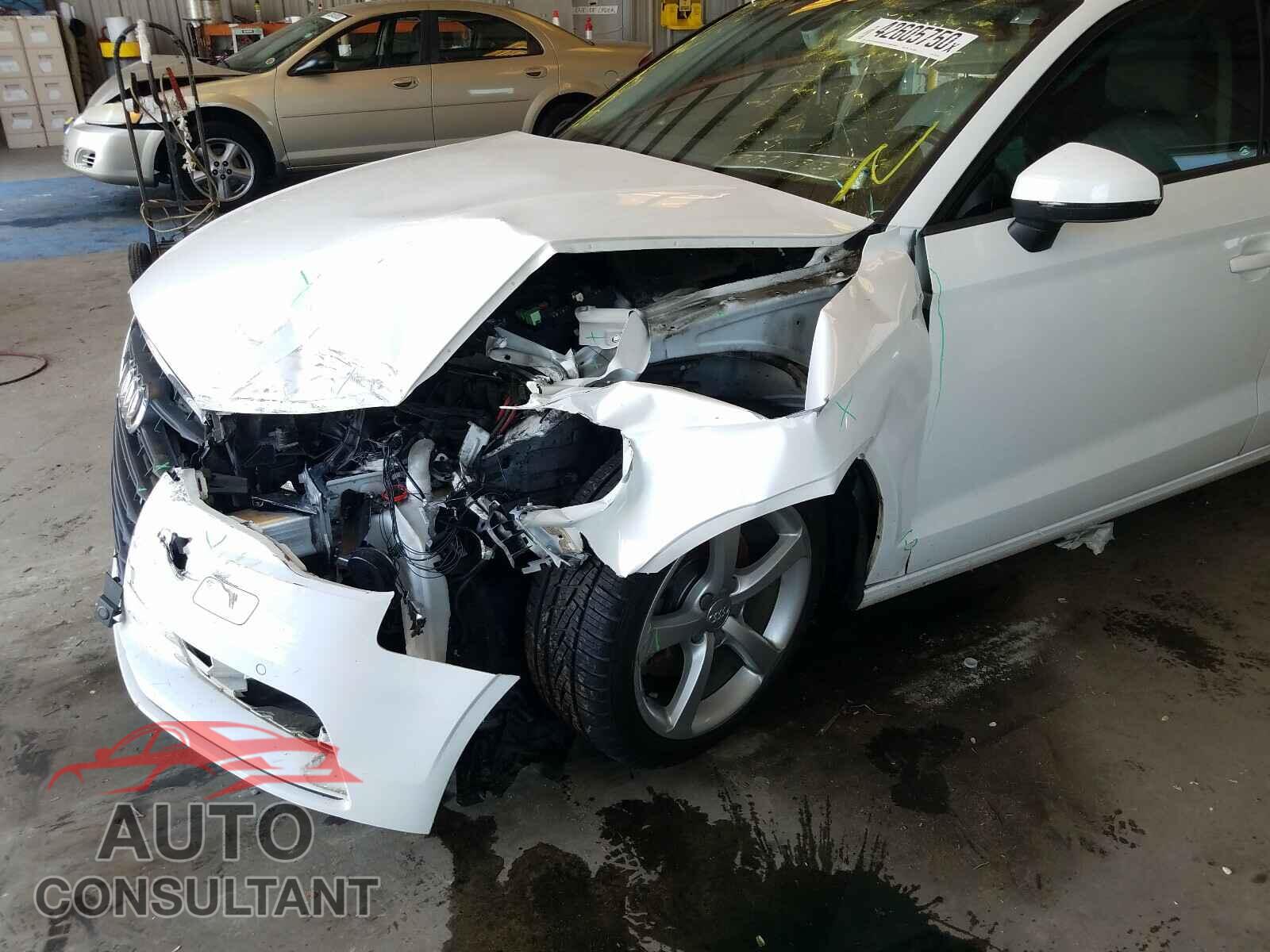 AUDI A3 2016 - WAUA7GFF0G1010792