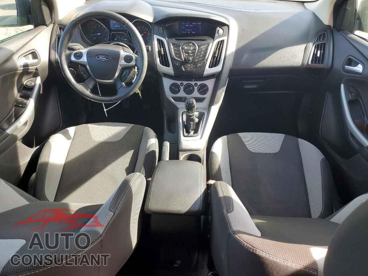 FORD FOCUS 2012 - 1FAHP3F28CL423507