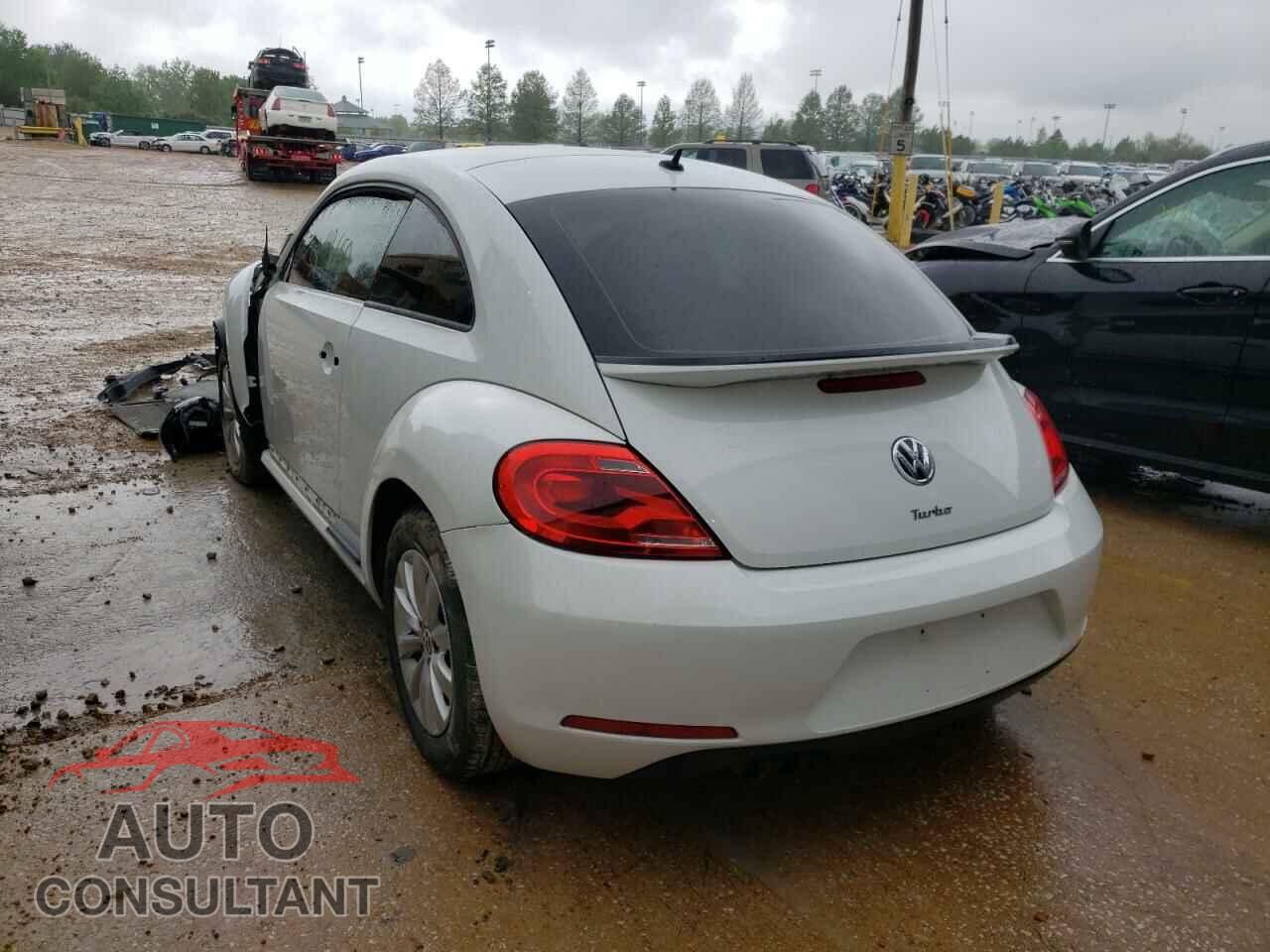 VOLKSWAGEN BEETLE 2016 - 3VWF07AT7GM624149