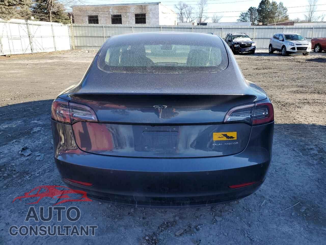 TESLA MODEL 3 2018 - 5YJ3E1EB2JF119363