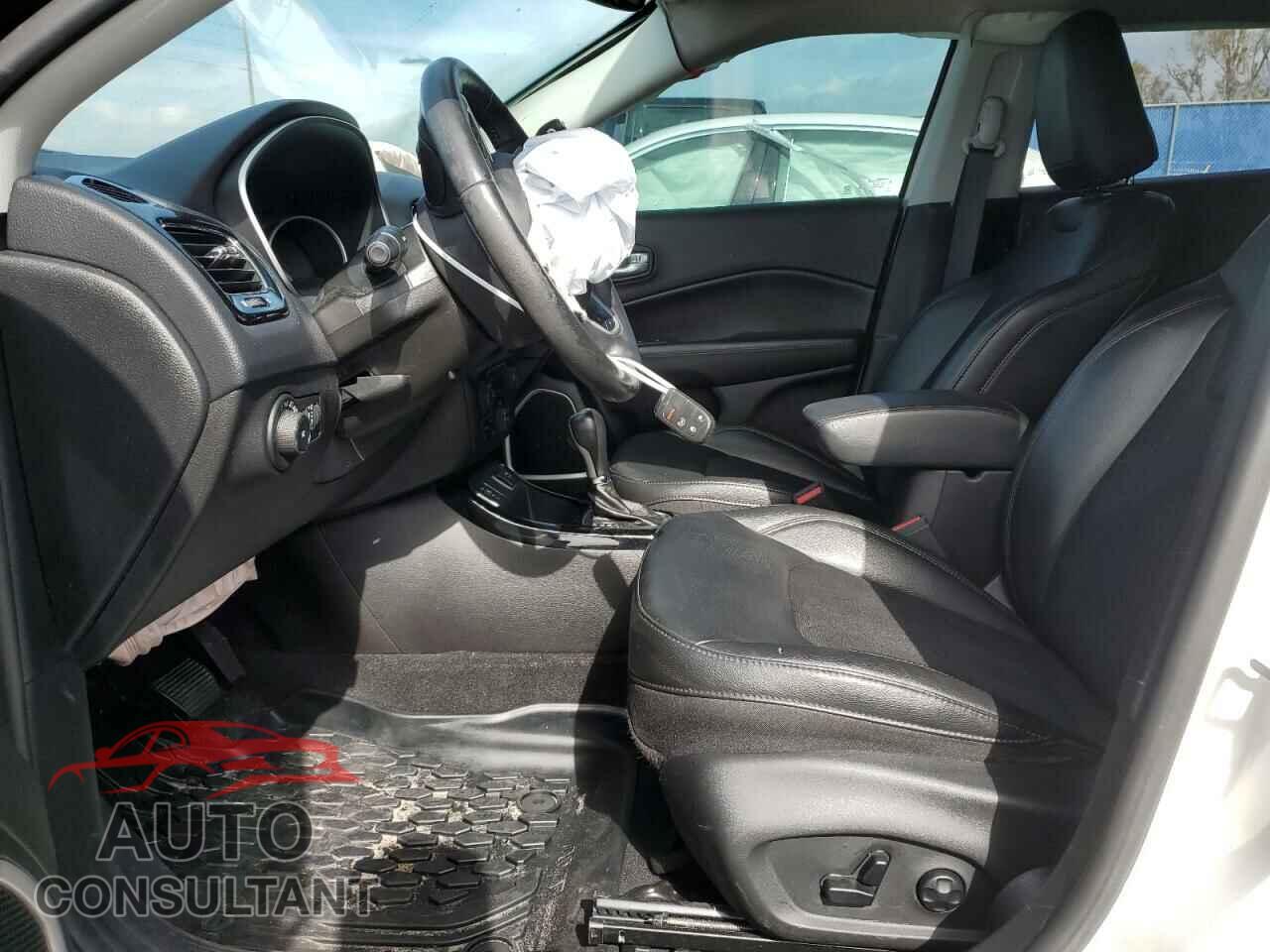 JEEP COMPASS 2019 - 3C4NJCBB1KT652487