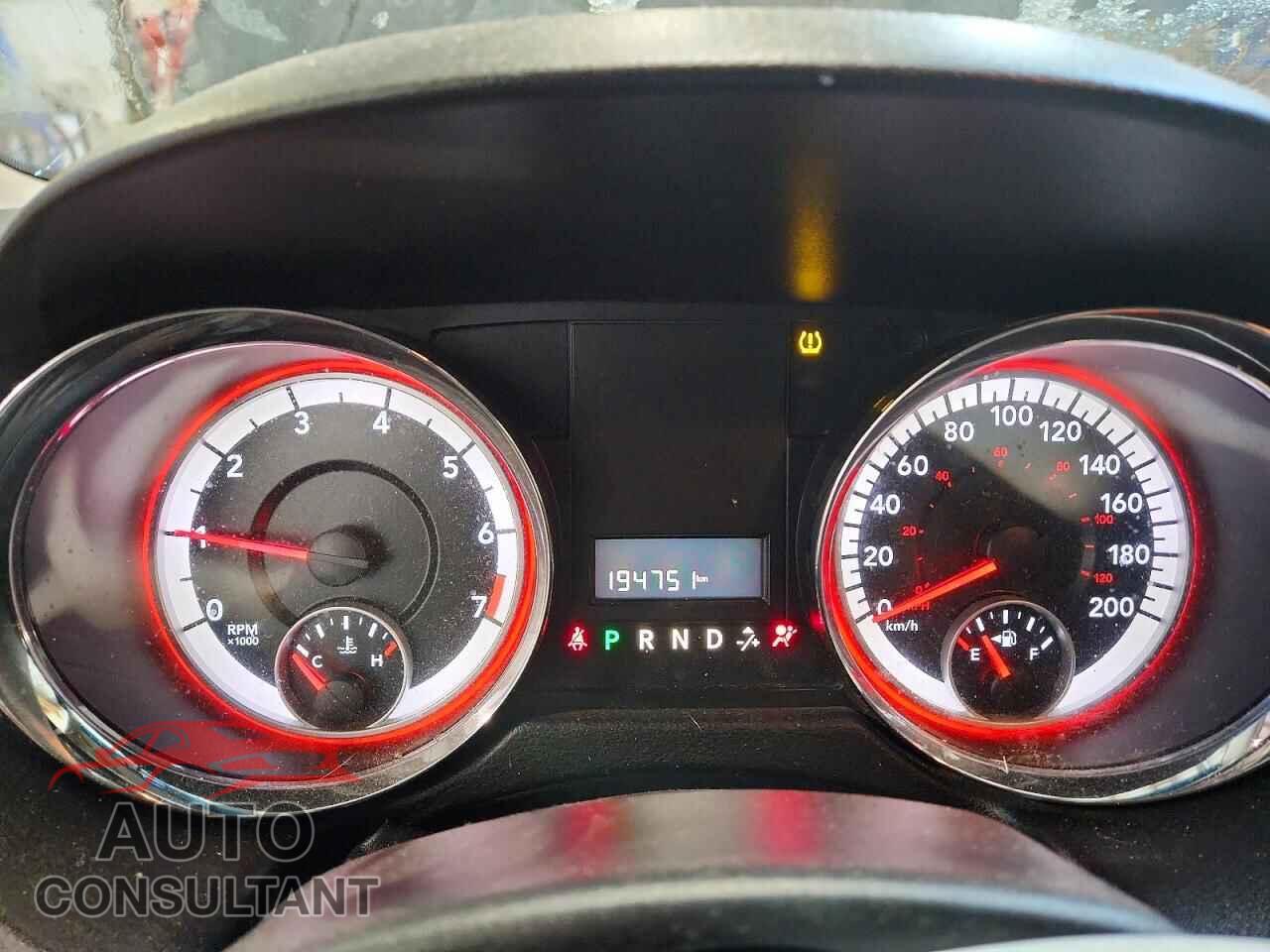 DODGE CARAVAN 2015 - 2C4RDGBG3FR566182