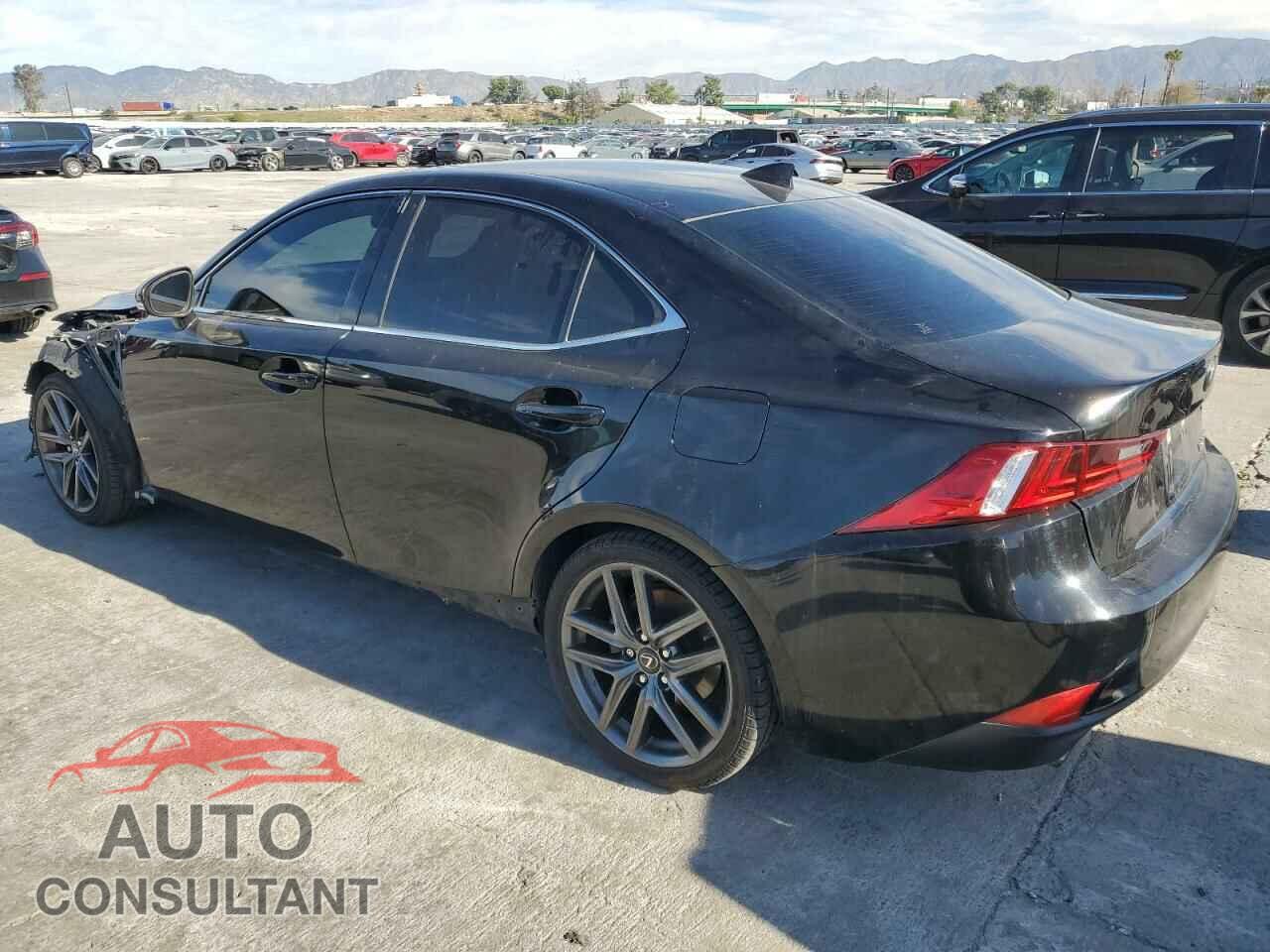 LEXUS IS 2014 - JTHBF1D20E5031556