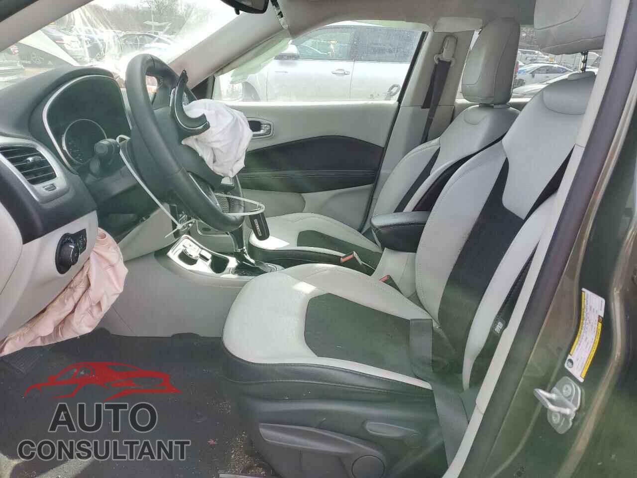 JEEP COMPASS 2021 - 3C4NJDBB3MT548155