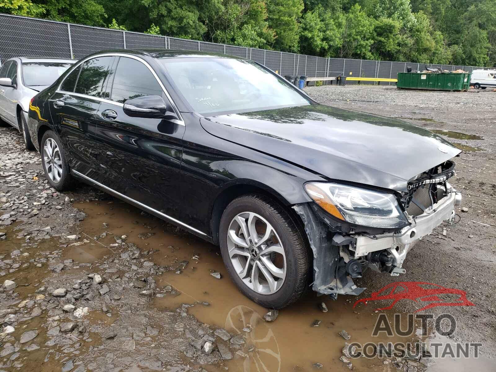 MERCEDES-BENZ C CLASS 2018 - 55SWF4KB4JU235453