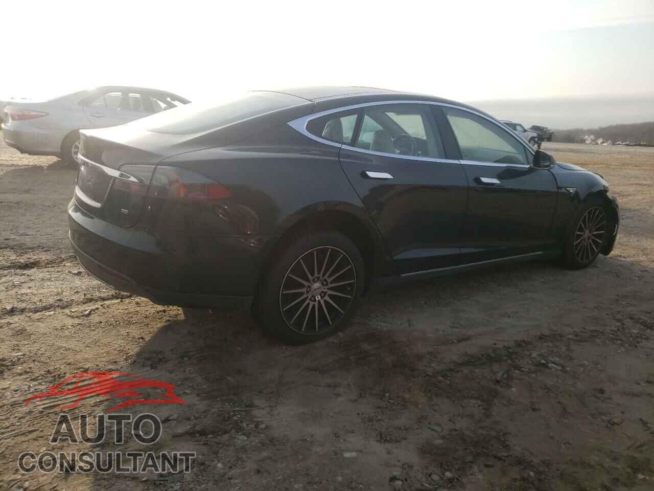 TESLA MODEL S 2013 - 5YJSA1CN4DFP14613