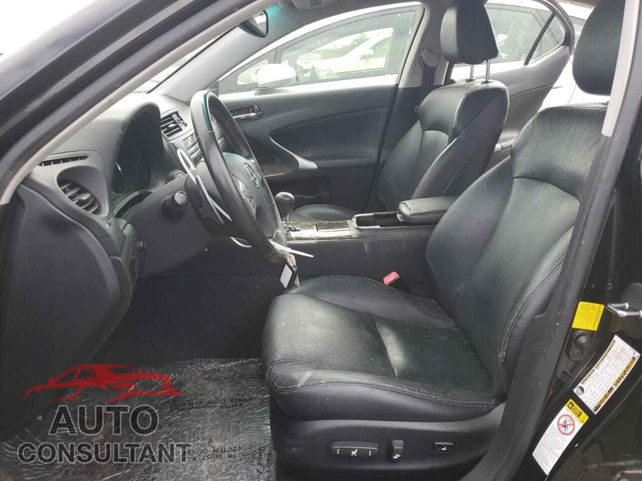 LEXUS IS 2012 - JTHBF5C21C5173839
