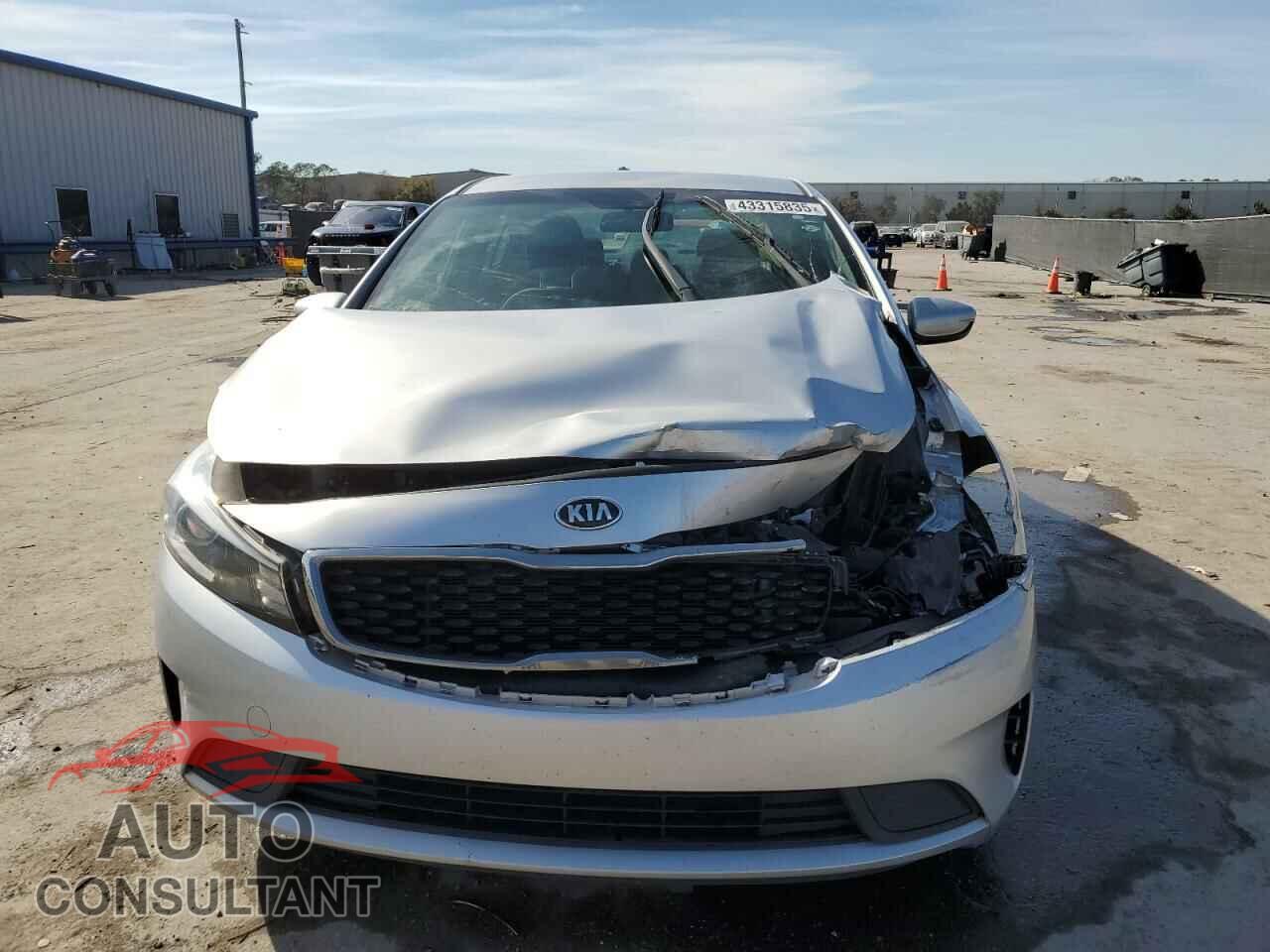 KIA FORTE 2017 - 3KPFL4A71HE017784