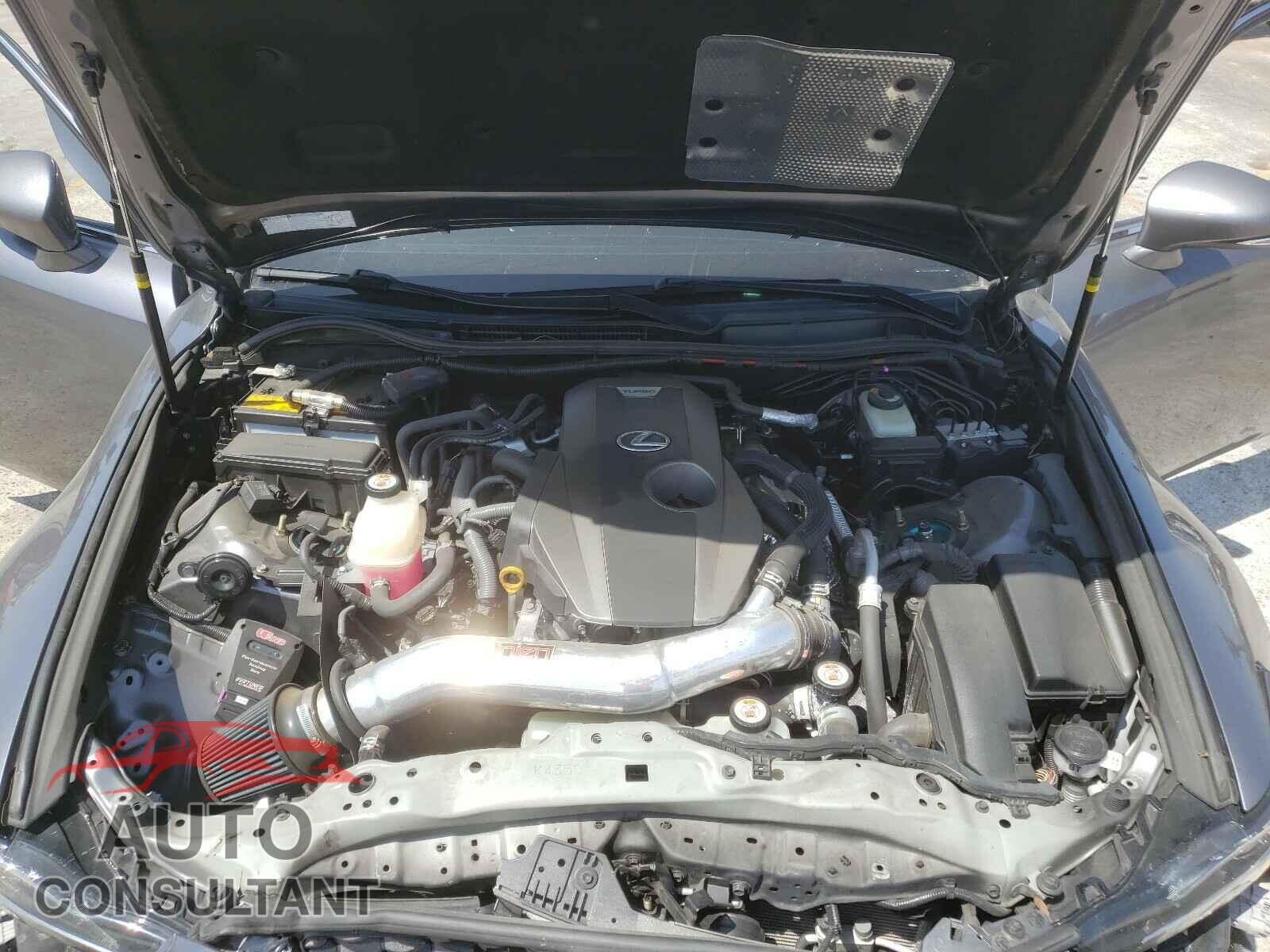 LEXUS IS 2018 - JTHBA1D29J5064631