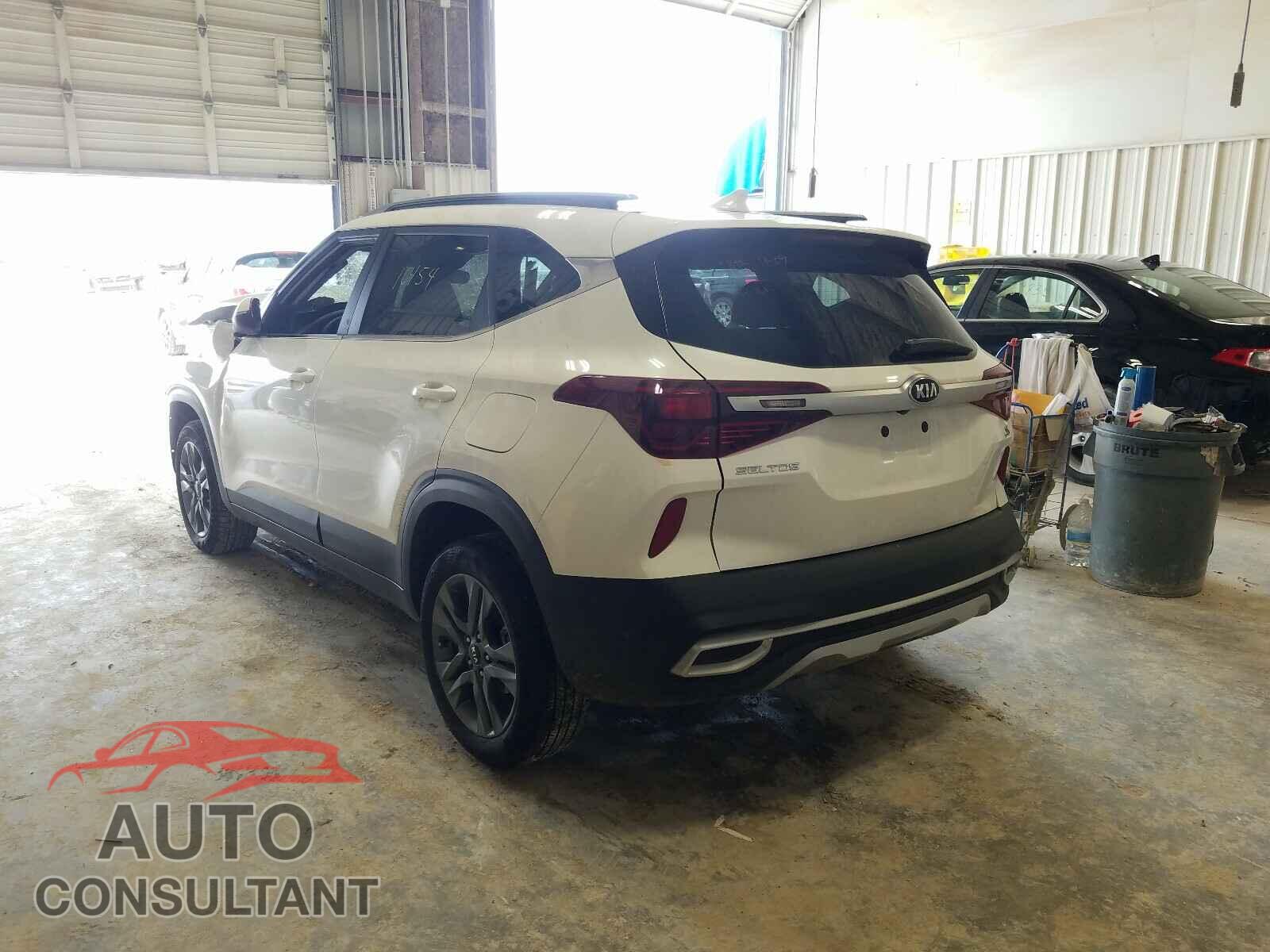 KIA SELTOS 2021 - KNDEU2AA3M7173585
