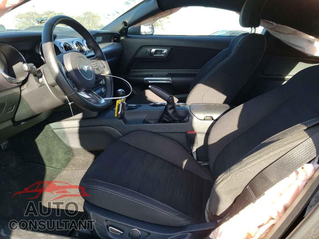 FORD MUSTANG 2017 - 1FA6P8TH4H5250433