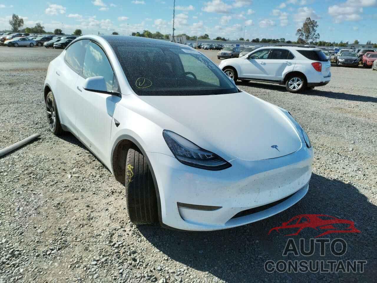 TESLA MODEL Y 2020 - 5YJYGDEFXLF000743