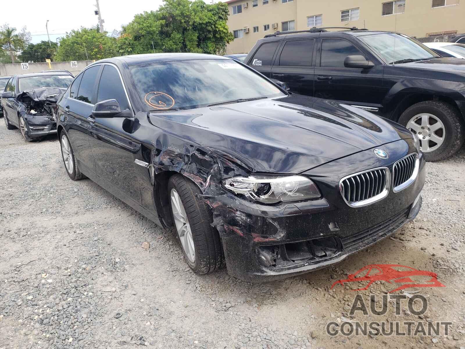 BMW 5 SERIES 2016 - WBA5B1C5XGG129648